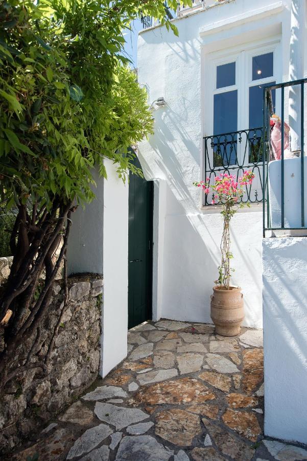 Korakiana Cottage Áno Korakiána エクステリア 写真